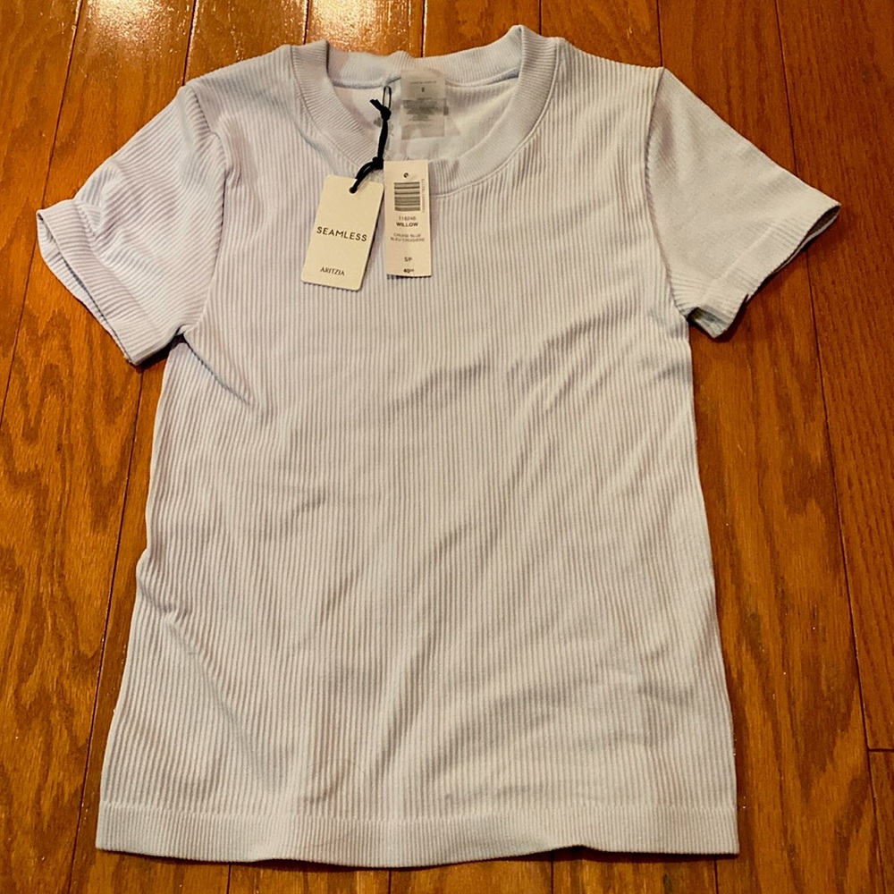 ARITZIA RIBBED SMOOTHING SEAMLESS SHIRT